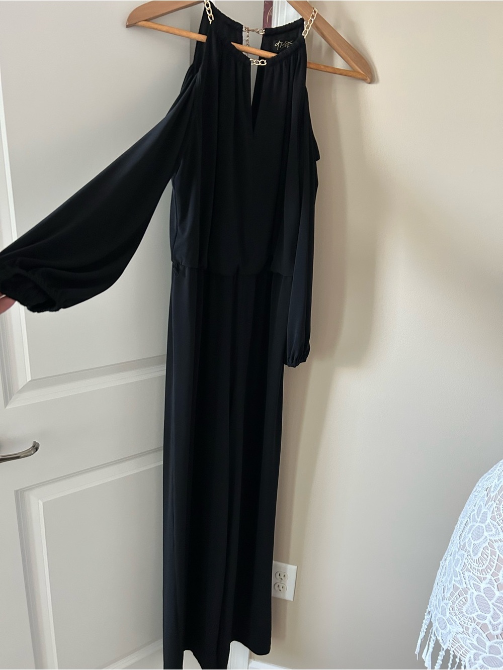 Thalia Sodi Black One-Shoulder Long Jumpsuit with Gold Chain